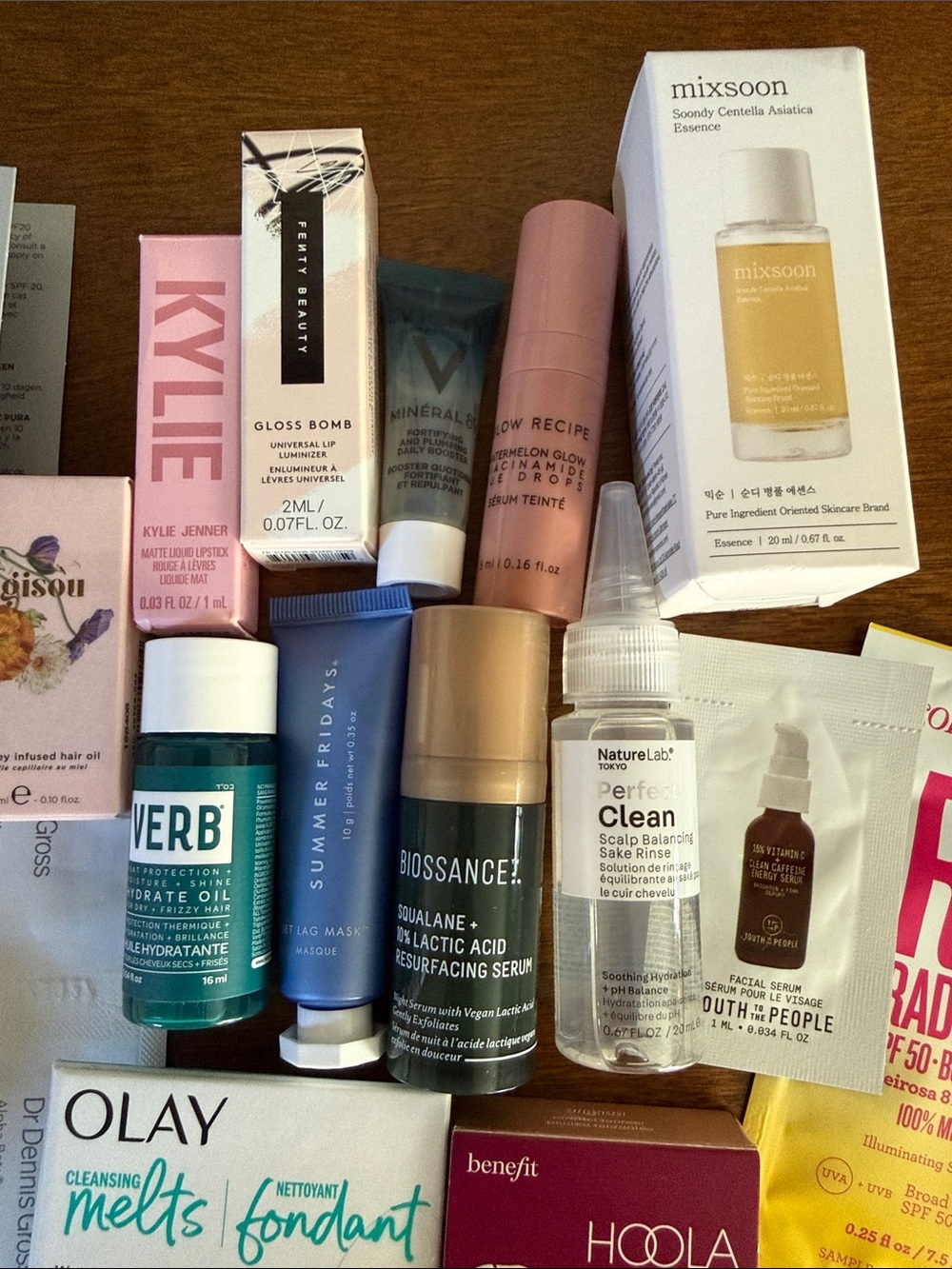 Beauty Trial Size Bundle - Picture 3 of 4
